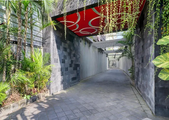 Hotel Palette Seminyak 2*